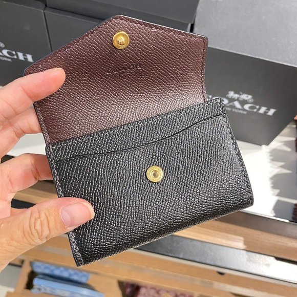 New CH487 COACH Flap Card Case Black - Picture 3 of 5